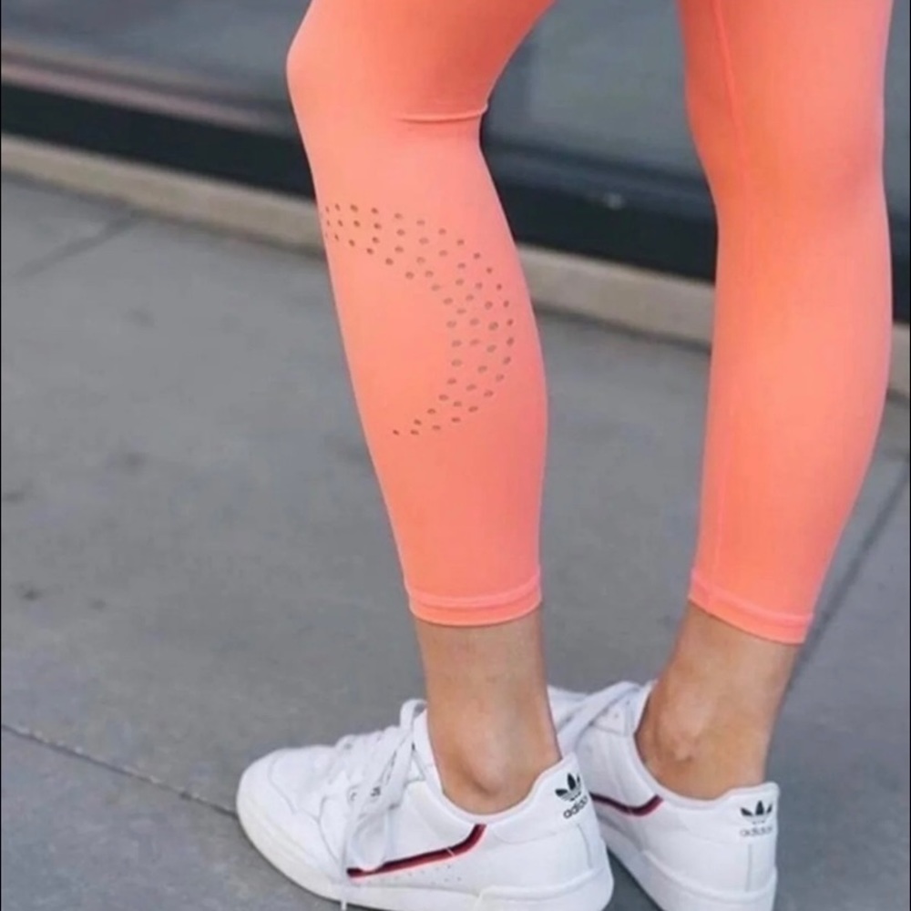 Zyia Active light n tight leggings in Coral Moon size 2